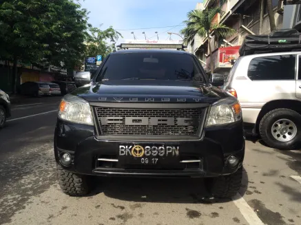 Ford Everest GRILL FORD EVEREST 1 1433226058378