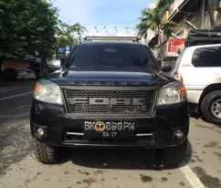 Ford Everest GRILL FORD EVEREST