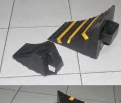 Aksesoris Offroad WHEEL CHOCK PENAHAN BAN MOBIL 