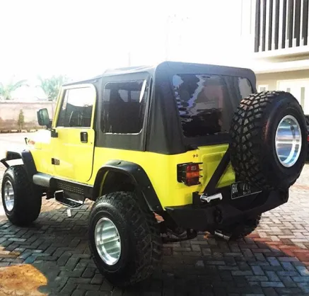 Jeep Wrangler JK/TJ GANTUNGAN BAN SERAP JEEP WRANGLER TAS4X4 1 1451025079246