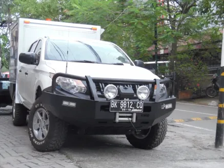 Aksesoris Mining WINCH BAR FOREST,ADR69/00 COMPLIANCE,AUSTRALIA,SAFETY SERTIFICATION,AIRBAG COMPATIBLE,LED COMBINATIONLAMP,RUBBER & STEEL CRUSH ZONE,CHASIS REINFORCE PLATE,3 PCS PROTECTION SKID PLATE+ HEAVY DUTY SEPARATED WINCH MOUNT(IMPORT) 5 1455353680975