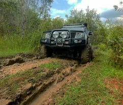 Nissan Navara BUMPER DEPAN NISSAN NAVARA