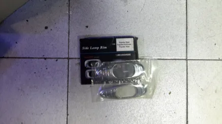 Hillux Vigo 2011+ SIDE LAMP RIM HILLUX VIGO 1 20150812_145637