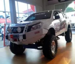 Isuzu D-max 2012+ BUMPER DEPAN ISUZU D MAX