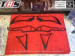 Pajero Sport All New GARNISH LAMPU DEPAN BELAKANG  BLACK MATTE/ HITAM DOFF ALL NEW PAJERO SPORT  2 29101065_1858905331021621_1910368931768434688_n