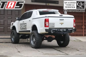 Chevrolet Colorado SPEKSIFIKASI : 1 3099_2