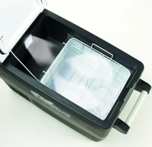 Aksesoris Offroad ICECUBE FRIDGE 40L IRONMAN 4X4 3 3_x_internal_led_lights