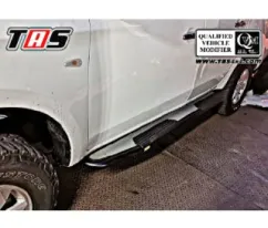 Triton 2015+ TANGGA SAMPING TRITON FOREST 