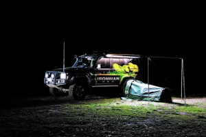 Aksesoris Offroad AWNING 12V LED LIGHT STRIP AND DIMMER SET 3 awning_with_led_strip