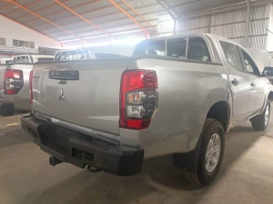 Triton MR BUMPER BELAKANG FOREST TRITON 1 blkng_forest_triton