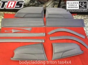 Strada Triton 2007+ BODY CLADDING TRITON  2 bodycladding_triton_tas4x4_1