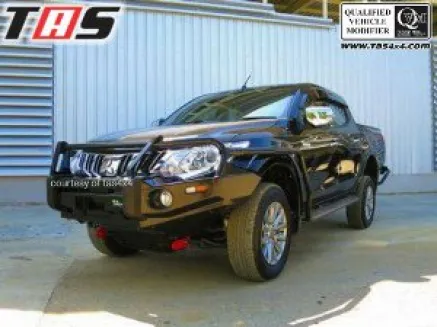 Triton 2015+ BULLBAR DEPAN IRONMAN MITSUBISHI TRITON 4 bullbar_depan_ironman_mitsubishi_triton_tas4x4_2
