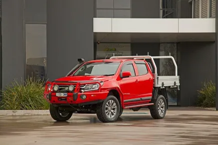 Chevrolet Colorado BULLBAR IRONMAN DEPAN CHEVROLET COLORADO TAS4X4 1 bullbar_ironman_depan_chevrolet_colorado_tas4x4_2