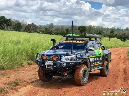 Hillux Revo 2015+ BULLBAR IRONMAN DEPAN TOYOTA HILLUX 2019 TAS4X4 2 bullbar_ironman_depan_toyota_hillux_2019_tas4x4_1