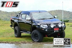 Triton 2015+ BULLBAR IRONMAN MITSUBiSHI TRITON 2 bullbar_ironman_mitsubishi_triton_tas4x4_2