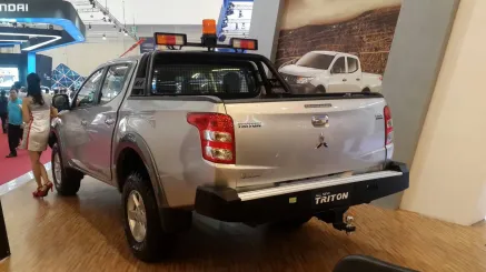 Triton 2015+ BUMPER BELAKANG MITSUBISHI ALL NEW TRITON FLEET FOREST 1 bumper_belakang_bullbar_belakang_palang_belakang_mitsubishi_all_new_triton_fleet_forest_1