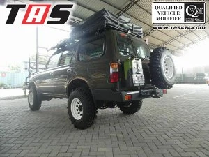 Landcruiser Vx 80 BUMPER BELAKANG FOREST dgn GANTUNGAN JERRYCAN&BANSERAP . LANDCRUISER VX80  3 bumper_belakang_forest_dgn_gantungan_jerrycan_banserap_land_3