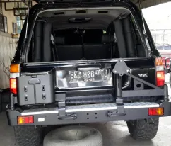 Landcruiser Vx 80 BUMPER BELAKANG DENGAN GANTUNGAN BAN SERAP  JERRYCAN LANDCRUISER VX 80 FOREST