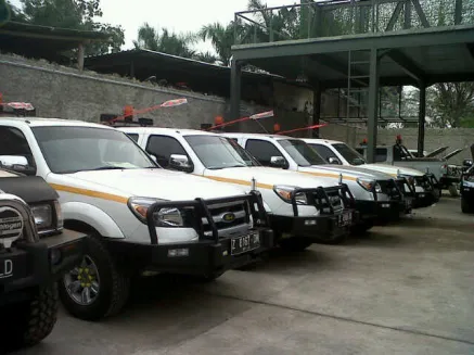 Aksesoris Mining WINCH BAR FOREST,ADR69/00 COMPLIANCE,AUSTRALIA,SAFETY SERTIFICATION,AIRBAG COMPATIBLE,LED COMBINATIONLAMP,RUBBER & STEEL CRUSH ZONE,CHASIS REINFORCE PLATE,3 PCS PROTECTION SKID PLATE+ HEAVY DUTY SEPARATED WINCH MOUNT(IMPORT) 6 bumper_depan_forest_5