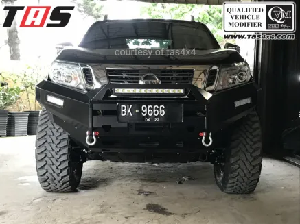 Navara Np300 BUMPER DEPAN NISSAN NAVARA NP300 FOREST NO LOOP 1 bumper_depan_palang_depan_nissan_navara_np300_no_loop_forest_3
