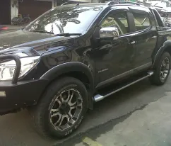 Chevrolet Colorado OVERFENDER CHEVROLET COLORADO 