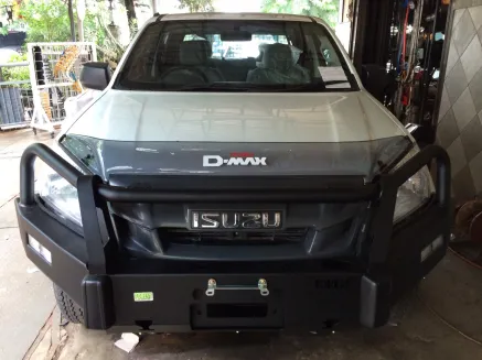 Isuzu D-max 2012+ DEFLECTA ISUZU D-MAX VCROSS 1 defelcta_isuzu_dmax_vcross