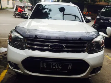 Ford Everest DEFLECTA FORD EVEREST 1 deflecta_ford_everest