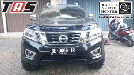 Navara Np300 DEFLECTA KAP MESIN NISSAN NAVARA NP300 TAS4X4 1 deflecta_np300