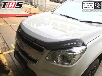 Chevrolet Colorado DEFLECTA COLORADO 1 ezywatermark17050810210656