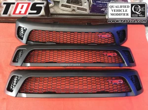 Hillux Revo 2015+ GRILL HILLUX REVO 1 ezywatermark17051602200050