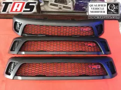 Hillux Revo 2015+ GRILL HILLUX REVO ezywatermark17051602200050