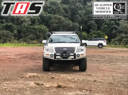 Landcruiser Vx 200 BUMPER DEPAN FOREST LANDCRUISER VX 200 2 ezywatermark170701113852752