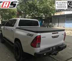 Hillux Revo 2015+ TUTUP BAK SOFTCOVER AEROKLAS LIFT AND ROLL TOYOTA HILLUX REVO