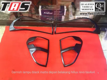 Hillux Revo 2015+ GARNISH LAMPU DEPAN BELAKANG BLACK MATTE / HITAM DOFF HILLUX REVO TAS4X4 2 garnish_lampu_depan_belakang_hitam_doff_black_matte_hillux_revo_tas4x4_2