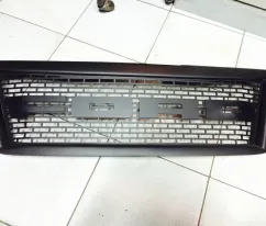 Ford Everest GRILL FORD EVEREST