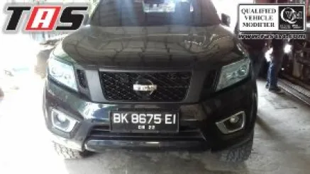 Navara Np300 GRILL NISSAN NAVARA NP300 NISMO BLACK 2 grill_nissan_navara_np300_nismo_tas4x4_1