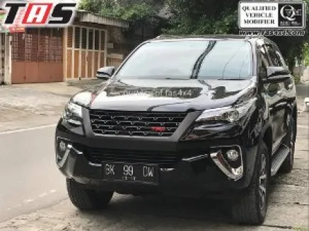 Fortuner 2015+ GRILL TRD ALL NEW FORTUNER 2015 1 grill_trd_all_new_fortuner_2015_tas4x4_1