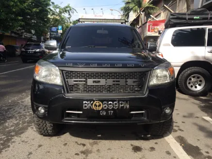 Ford Everest GRILL FORD EVEREST 3 grillfordeverest