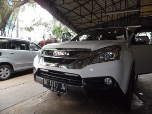 Isuzu Mu-x 2013+ HEAD + TAIL COVER ISUZU MU-X 4 head_tail_cover_isuzu_mu_x_4