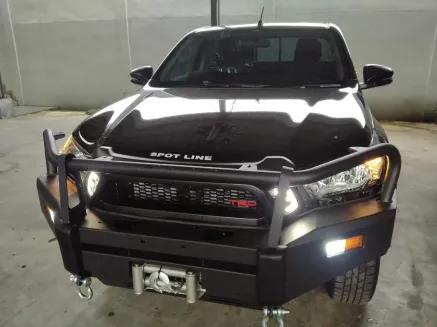 Hillux Vigo 2011+ BULLBAR WILDFOREST 3 LOOP HILUX 2020 TAS 4X4 1 hilux_2020_1