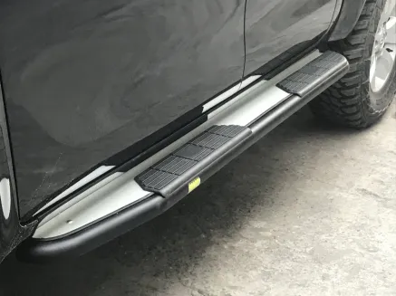 Hillux Revo 2015+ TANGGA SAMPING HILLUX REVO 1 img_5911