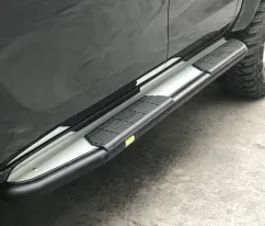 Hillux Revo 2015+ TANGGA SAMPING HILLUX REVO