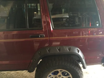 Jeep Cherokee XJ/ZI/ZG/WJ/WG OVERFENDER JEEP CHEROKEE 1 img_6115