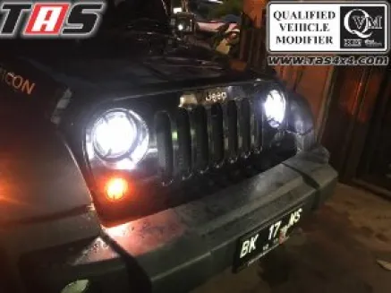 Jeep Wrangler JK/TJ JEEP WRANGLER FRONT GRILL LED TURN LIGHT 2 jeep_wrangler_front_grill_led_turn_light_tas4x4