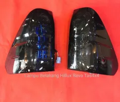 Hillux Revo 2015+ LAMPU BELAKANG TOYOTA HILLUX REVO 