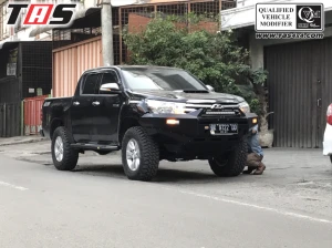 Hillux Revo 2015+ LIFT KIT 3,5 INCH TOYOTA HILLUX REVO 9 lifkit_35_inch_toyota_hillux_revo_10