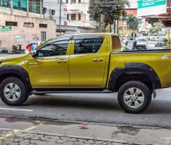 Hillux Revo 2015+ OVERFENDER BAUT L TOYOTA HILLUX REVO TAS4X4