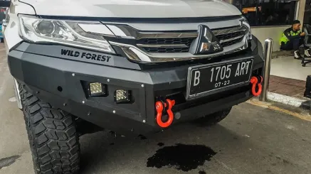 Pajero Sport All New PALANG DEPAN WILD FOREST ALL NEW MITSUBISHI PAJERO SPORT TAS4X4 1 palang_depan_wild_forest_all_new_mitsubishi_pajero_sport_tas4x4_1