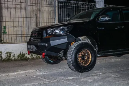 Hillux Rocco PALANG DEPAN WILD FOREST TOYOTA HILLUX ROCCO TAS4X4 2 palang_depan_wild_forest_toyota_hillux_rocco_tas4x4_2