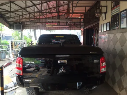 Triton 2015+ PENUTUP BAK TONNEAUCOVER AVIATOR MITSUBISHI ALL NEW TRITON AEROKLAS TANPA BOR 1 penutup_bak_mitsubishi_all_new_triton_aviator_aeroklas_1